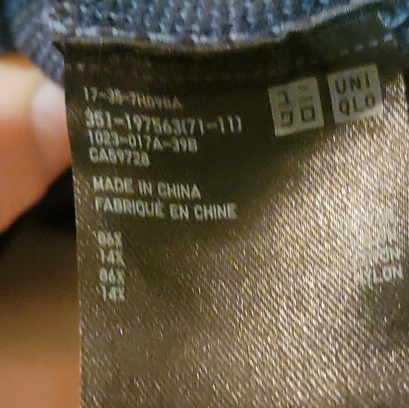 Uniqlo X Lemaire 2 Tone Sweater - Picture 5 of 6